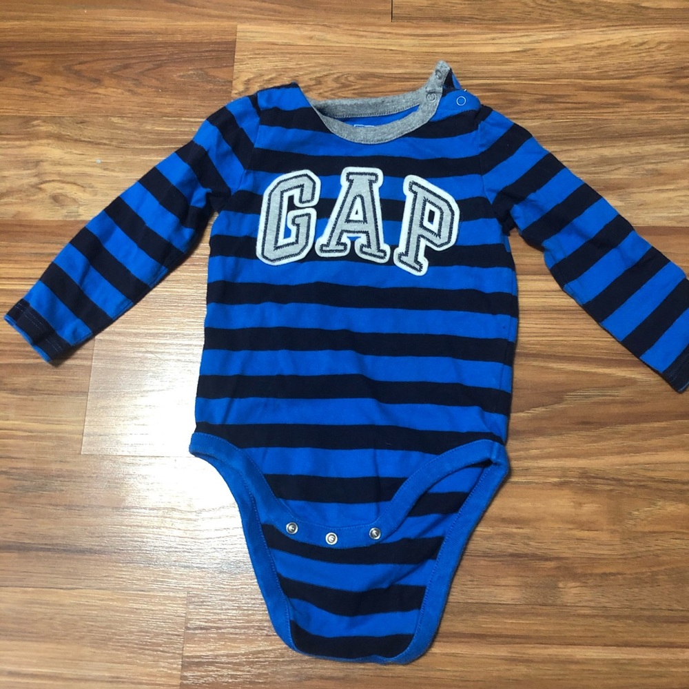 Baby Gap 18-24m blue and back onesie